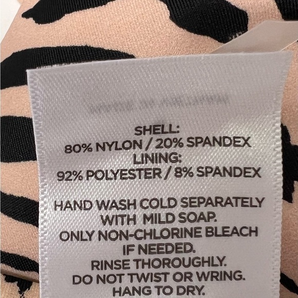 SHADE & Shore One Piece
Swimsuit - Animal Print - S-(4-6) - Picture 10 of 11